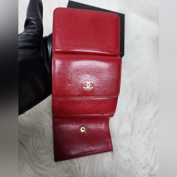 💯 % Authentic Vintage Chanel  red Leather Wallet - Picture 15 of 16